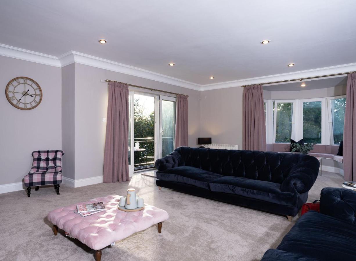 Brand New - Contemporary - 2 Bedroom - 2 Bathroom - Spacious Apartment - Lake Views Ембълсайд Екстериор снимка